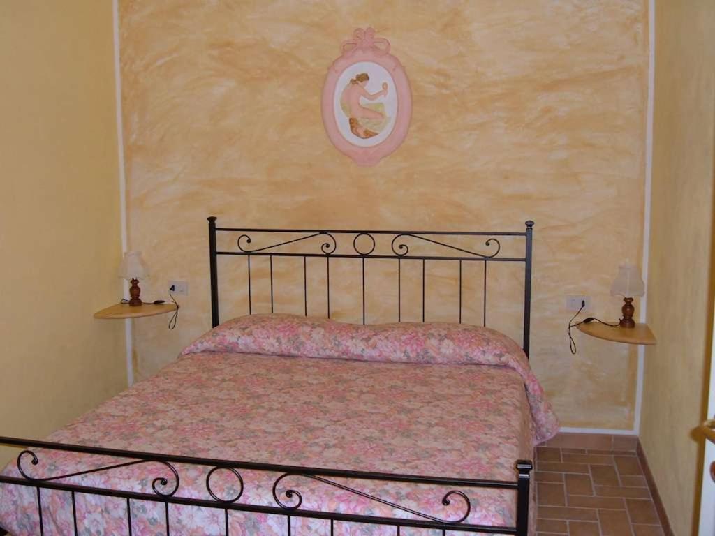Апарт готель Podere Tre Cipressi Кампілья-Мариттіма Номер фото