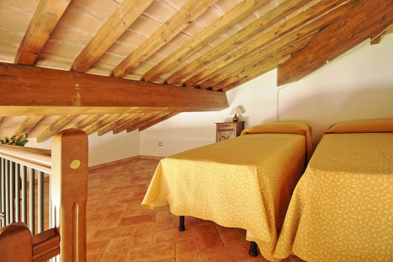 Апарт готель Podere Tre Cipressi Кампілья-Мариттіма Екстер'єр фото